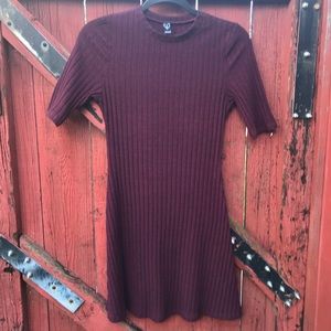 Windsor Burgundy Ribbed Dress